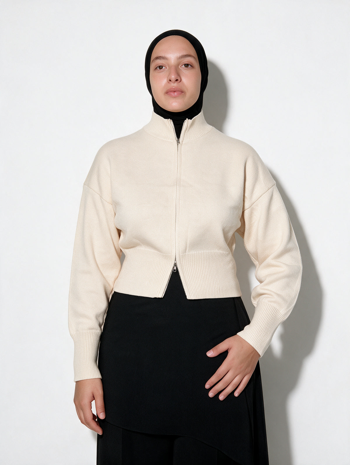 Gilet Belatti beige sans manches, vue de face