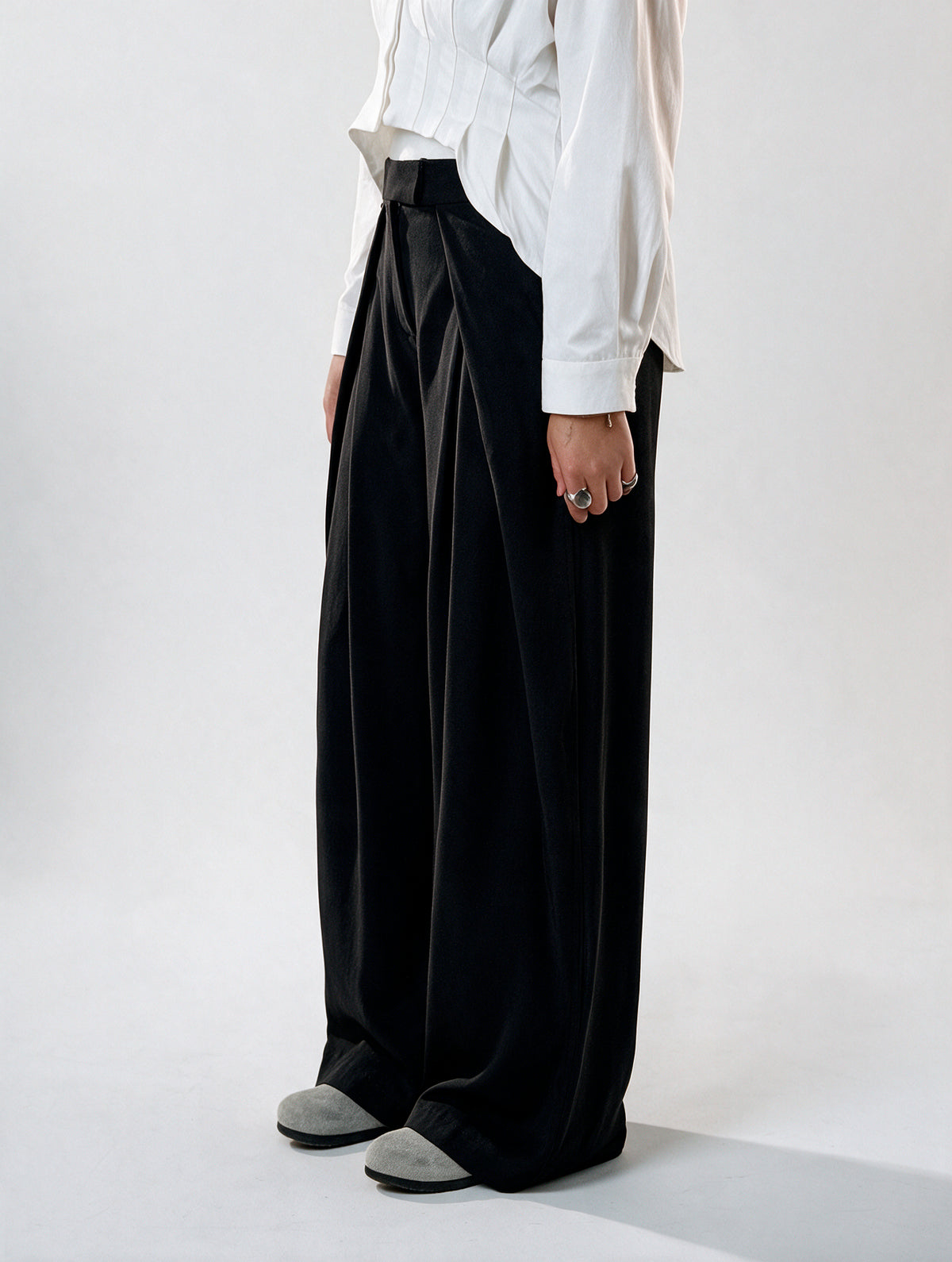 Pantalon Sara LARGE À PLIS